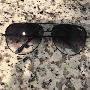 Quay High Key Sunnies